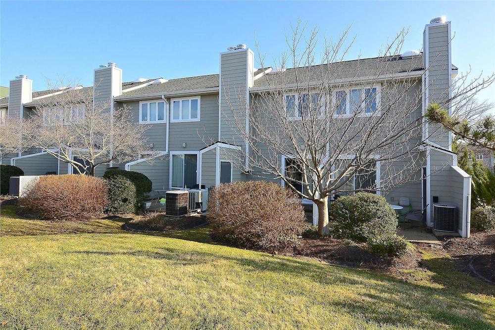 سكاربورو فيليدج 229 كانتري كلوب دا ري يونيت 302 باي لونج آند فوستر الصورة الأساسية