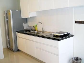 Baan Karon View Others