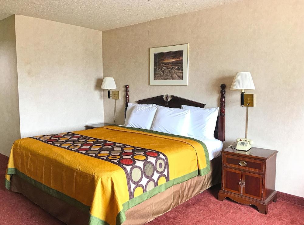 أميريكاز بيست فاليو إن أولين موندز غرفة