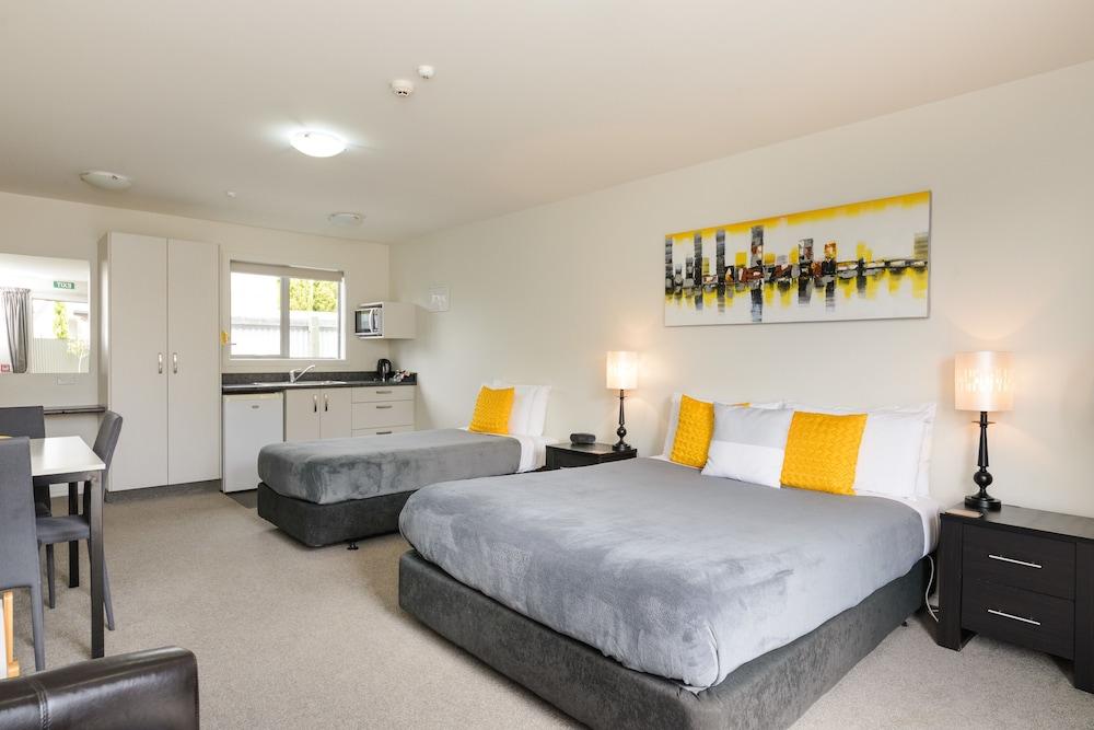 إلينا كورت موتل