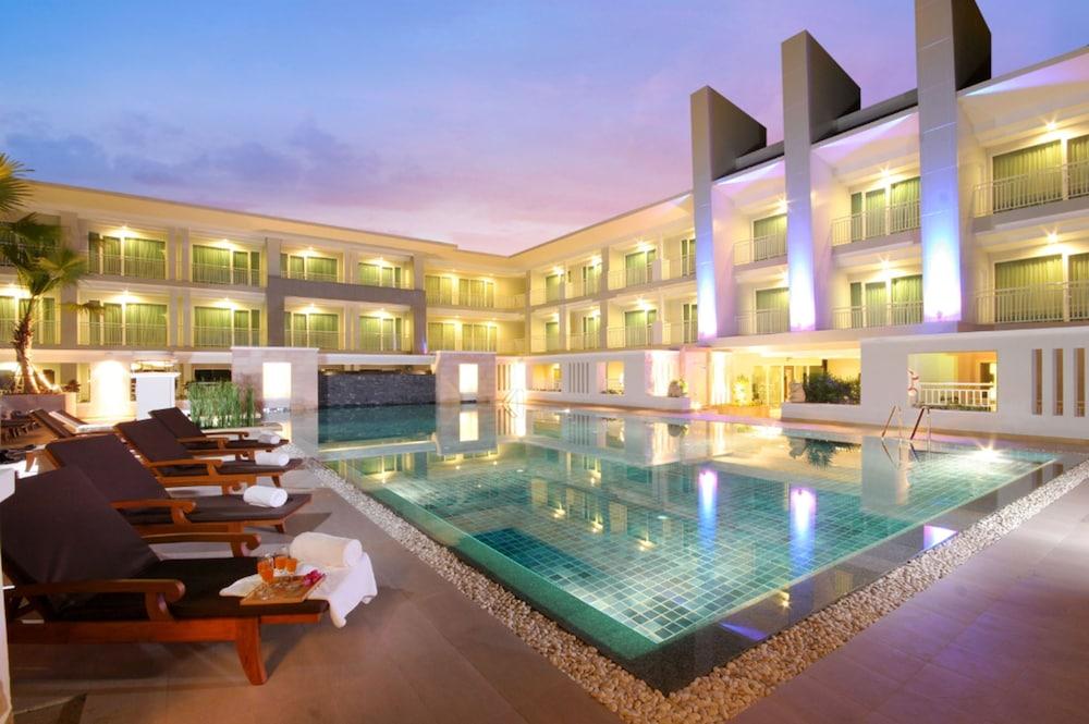 كانتاري هيلز شيانغ ماي حمام سباحة مكشوف