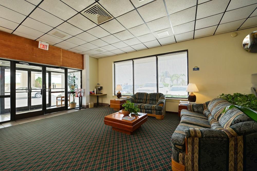 أميريكاز بست فاليو إن بورت لافاكا الردهة