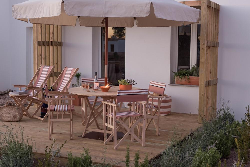 كرافيرال فارم هاوس باي بيلونج الصورة الأساسية