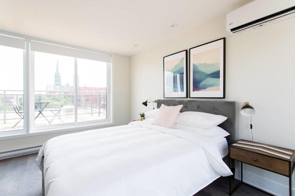 ستانينج سبليت ليفيل 3 بد روم ليتل إيتالي أبارتمنت غرفة