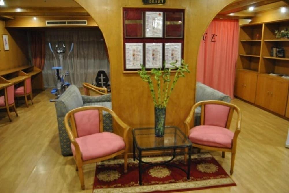 Hapi 5 Nile Cruise, 3-4-7 nights from Luxor or Aswan Lobby