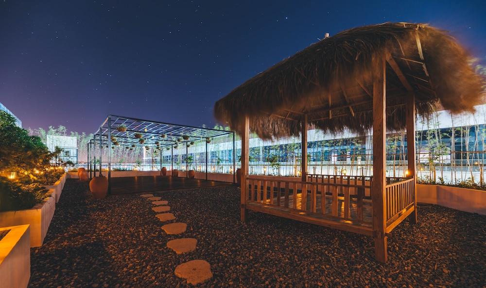 أتور هوتل يي فنغ تيرمينال بيلدينج زونغشان المنطقة المحيطة بالمنشأة