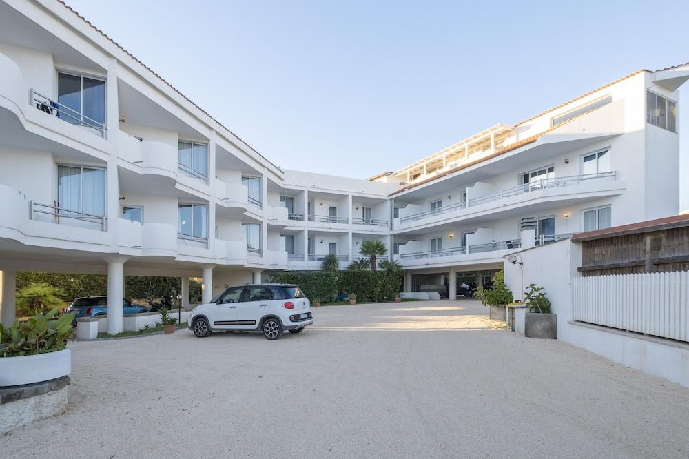 ريزيدانس كافالوتشيو مارينو