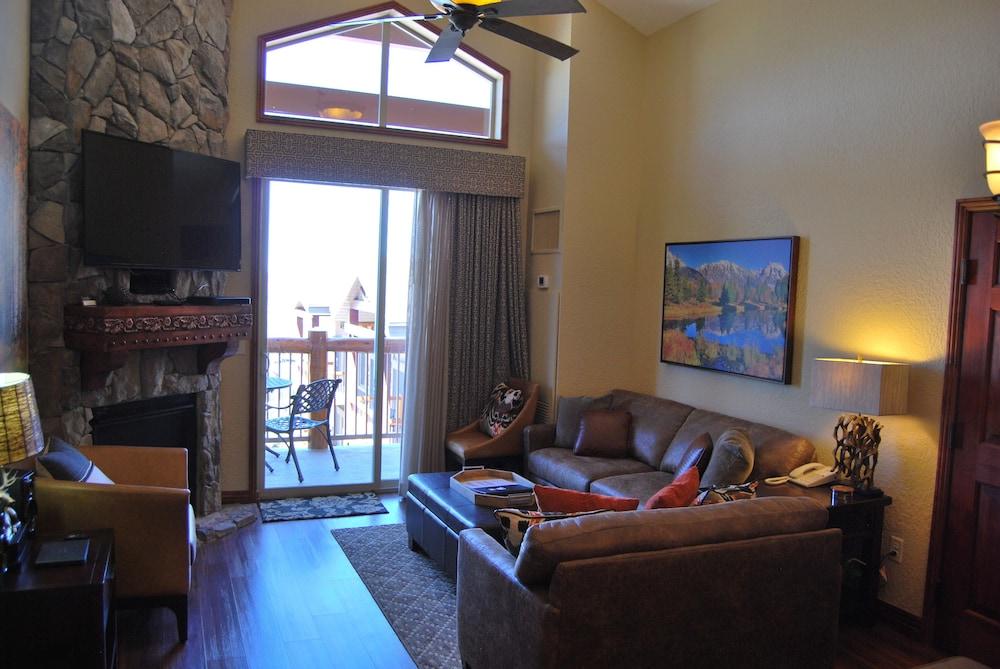 وايت باينز 2 بد رومز آت ويست جايت - مونيتور