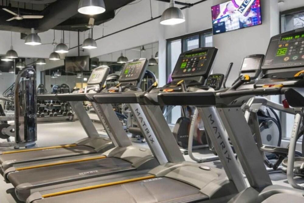 ذا جالفستريم - فايبرنت ستوديو إن ذا هارت أوف داونتاون مرفق اللياقة البدنية