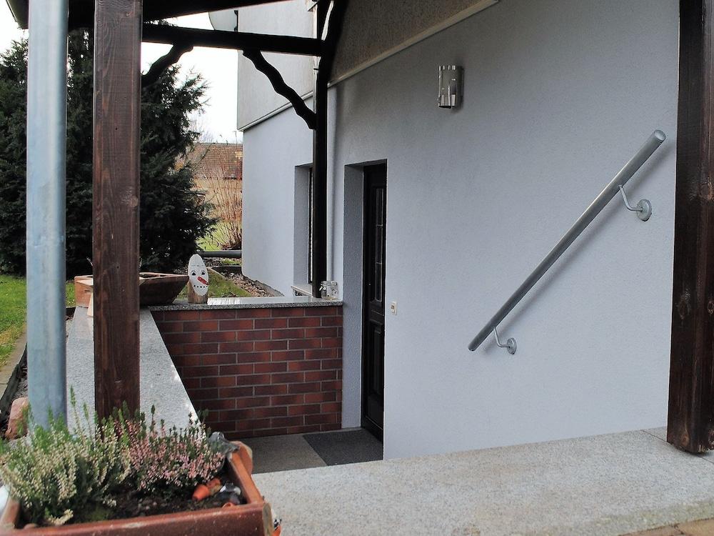 مودرن أبارتمنت إن آن إديليك لوكيشن إن ذا سبريفالد منطقة الاستقبال