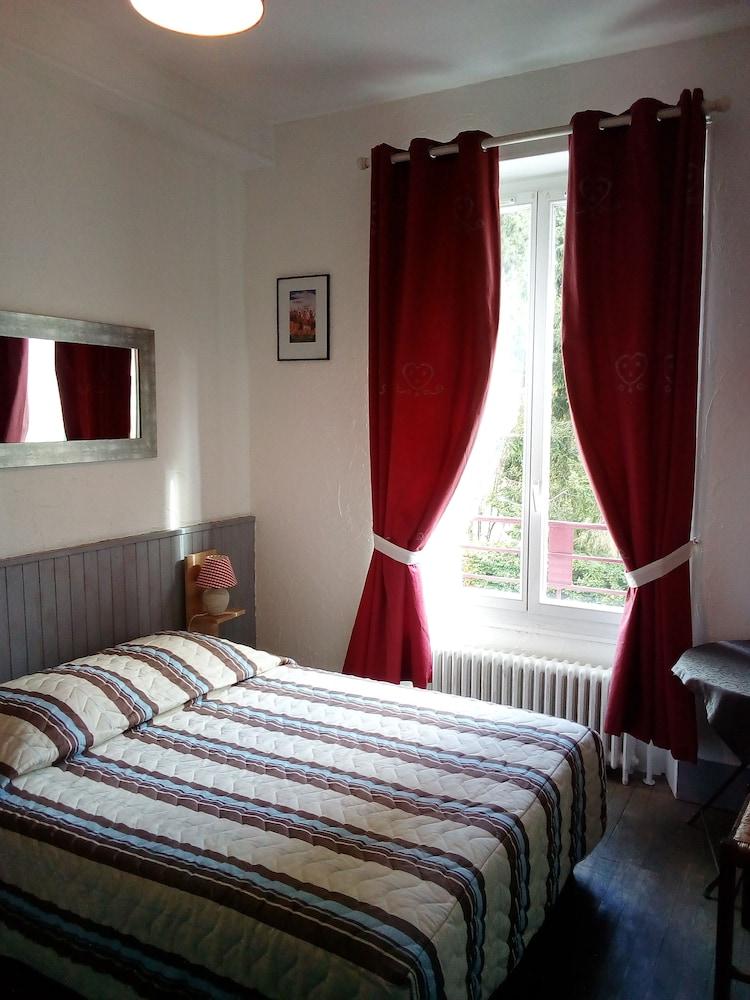 ليه 4 مونتاني هوتل