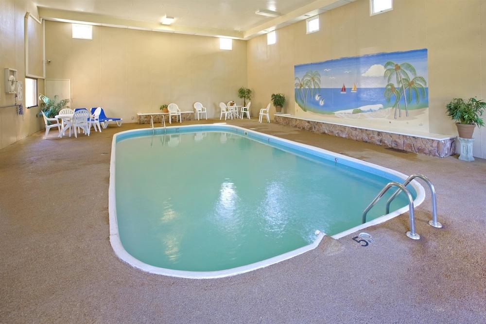 أميريكاز بيست فاليو إن أولين موندز زحليقة مائية