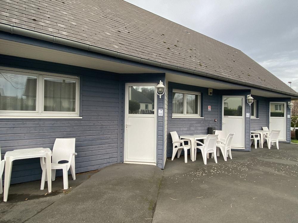 كونتاكت أوتل - أوتل ليه بلويس آند سبا المنطقة الخارجية