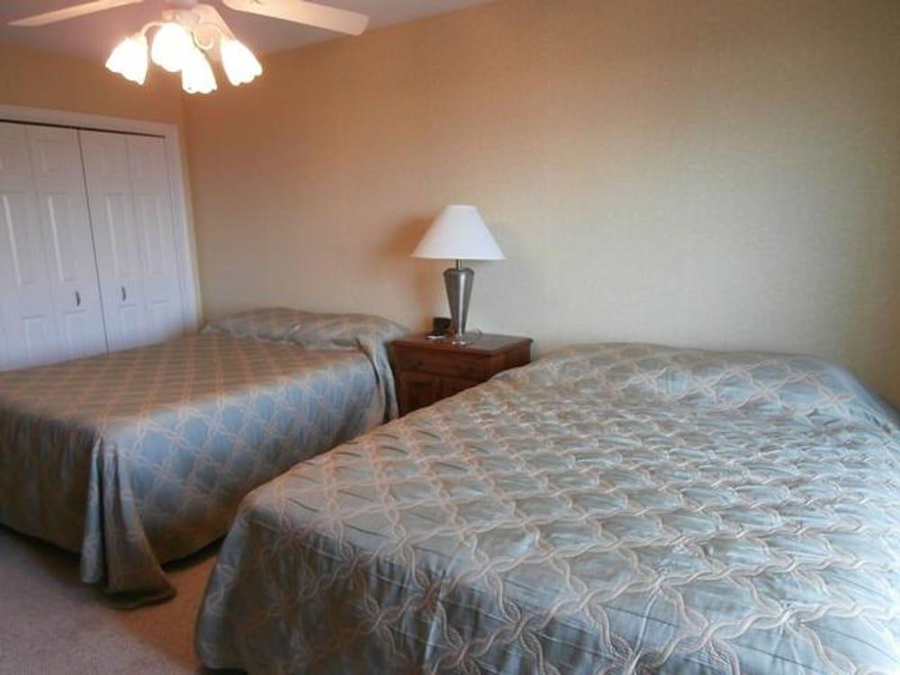 Henlopen Unit 204 by Long & Foster Room