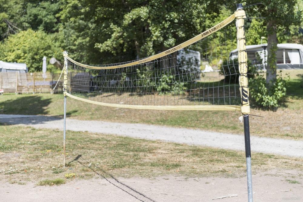 فيرست كامب خونستافيك كارلسكرونا صالة رياضية