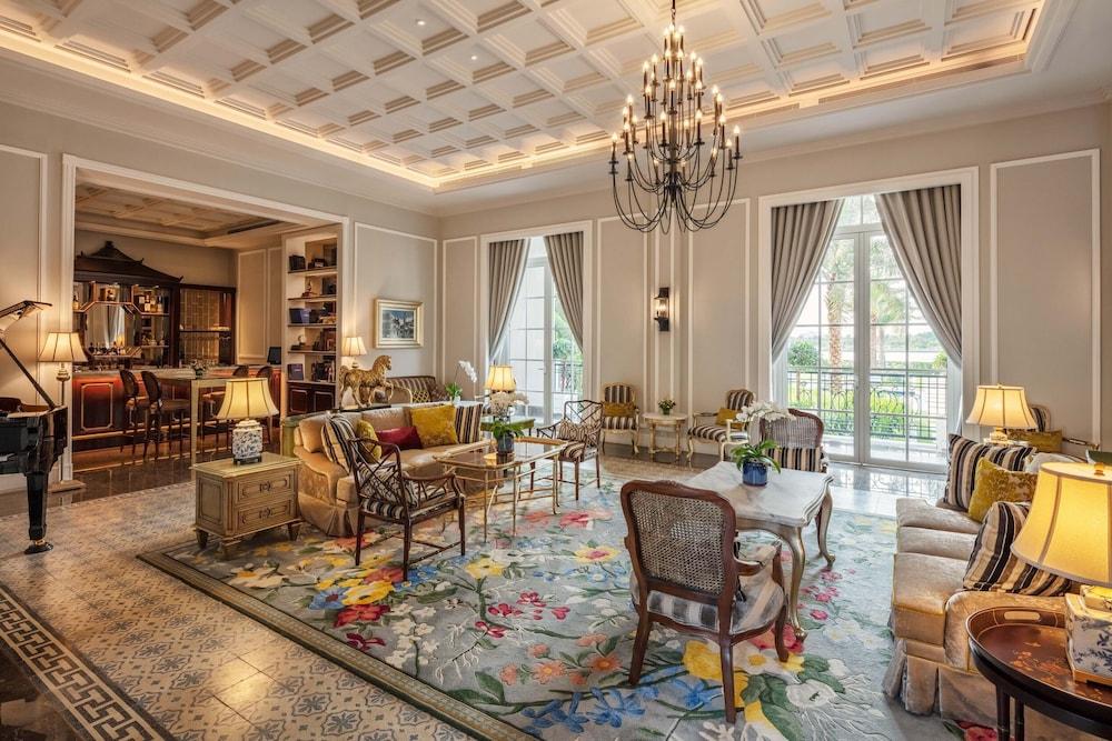 ميا سايجون لاكشري بوتيك هوتل منطقة الانتظار في الردهة