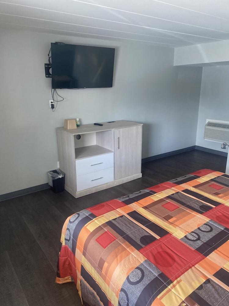 كاس ليك هوتل