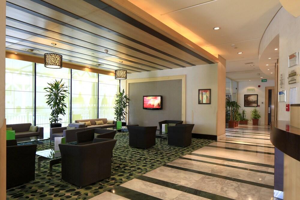 Holiday Inn Riyadh-Olaya, an IHG Hotel - Lobby