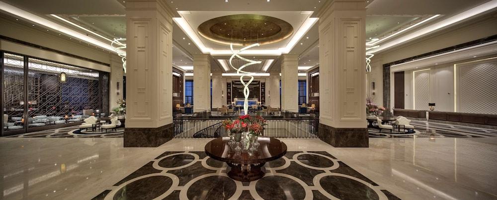 Hilton Istanbul Bomonti Hotel & Conference Center - Reception