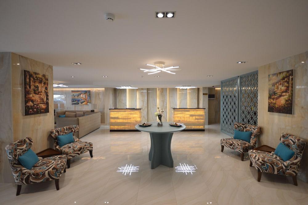 Rahhal Albahr Hotel Apartments - Featured Image