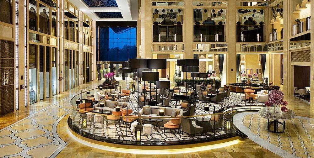 فندق ذي إيتش، دبي - Lobby Lounge