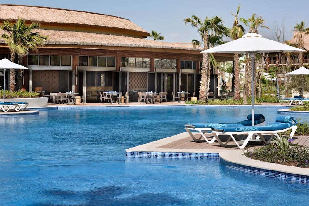 Lapita, Dubai Parks and Resorts, Autograph Collection - Outdoor Pool