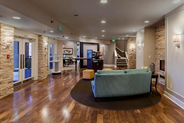 بوبلار إن آند سويتس