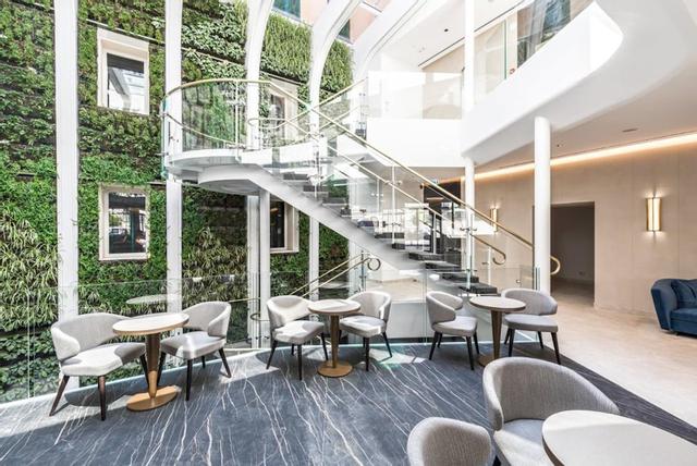 هوتل فرينزيه إي كونتينينتال