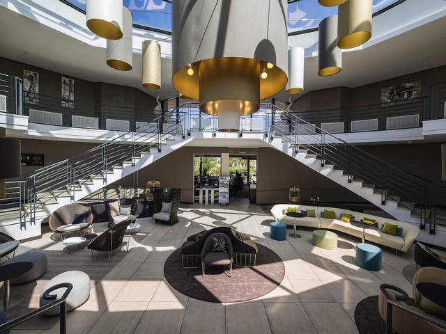 نوفوتيل لا جراند موت جولف