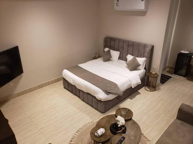 Diyar Studio Cozy w/Swimming Pool -Al Hamra-107 B