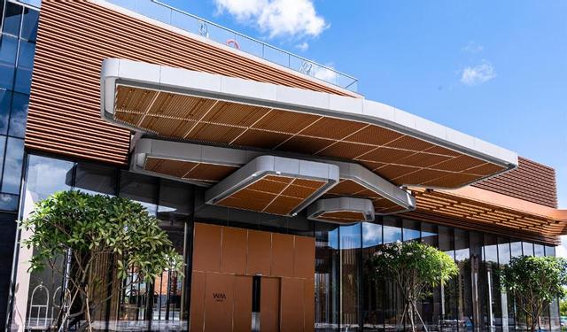 دبليو إم هوتل