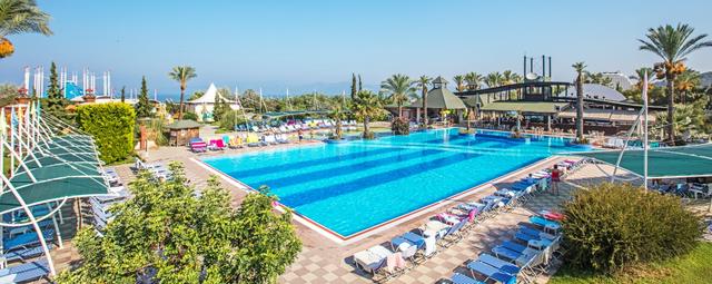 فندق توي بلو أفسس آند أكوا فانتسي أكوا بارك هوليداي فيليدج