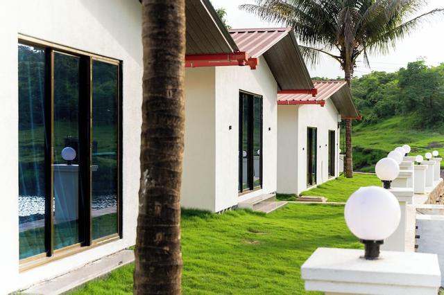 مانجوس ماجيكال وورلد ريزورت