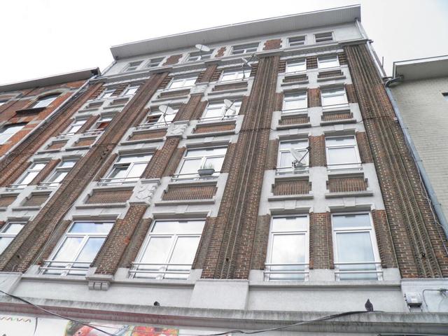 هوليدايز أبارت-هوتيل