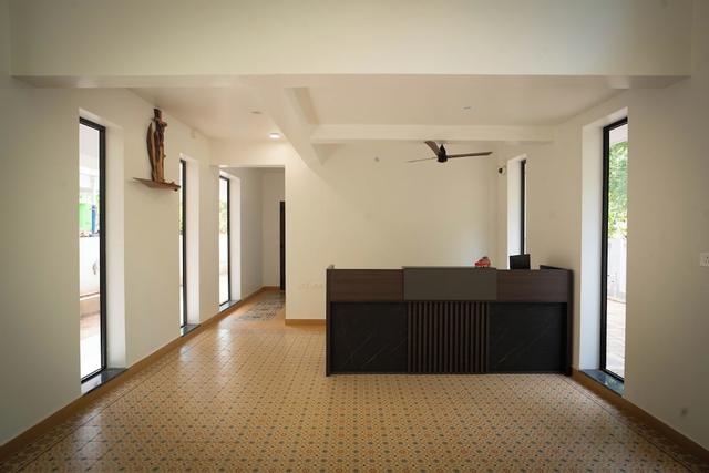 ميسترال باي ذا سي