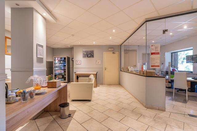 كوندو جاردنز بروسيل