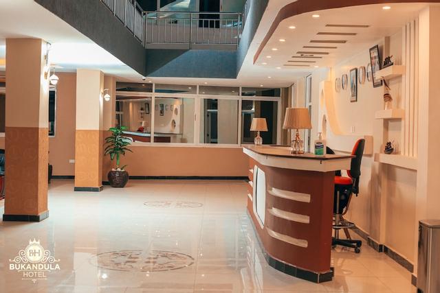 بوكاندولا هوتل