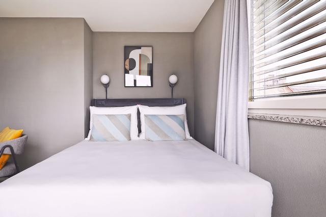 نوما زوريش توري