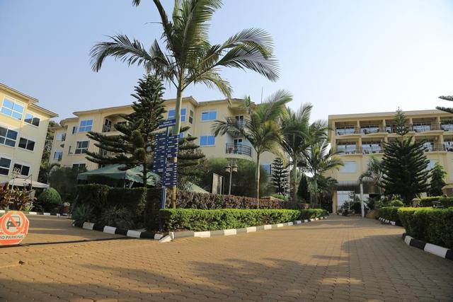 سيرين سويتس هوتل