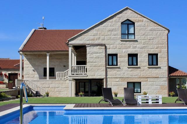 إنوتوريزمو واي بوديجا لاجار دو كوستا