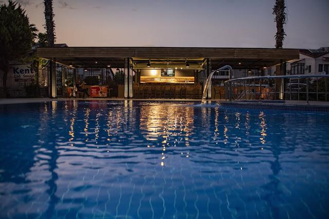 نيفادا هوتل سبا