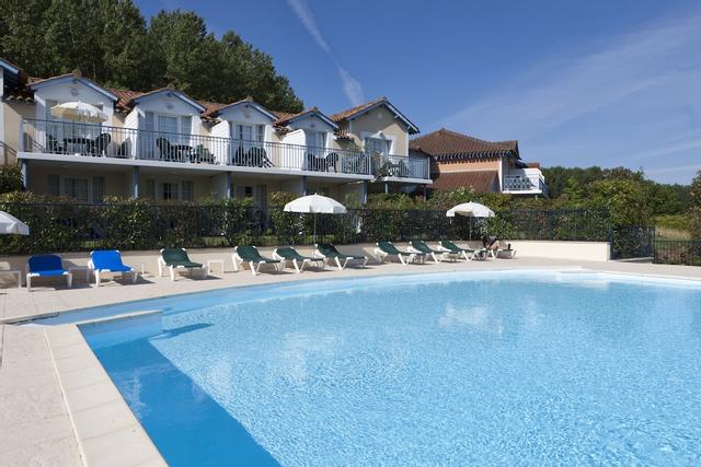 بيير آند فاكونس ريزيدونس لوهامو دو لاك