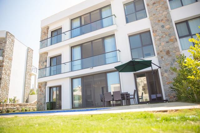 بيتروم سن سيت