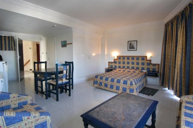 سورايا إستوديوتيل