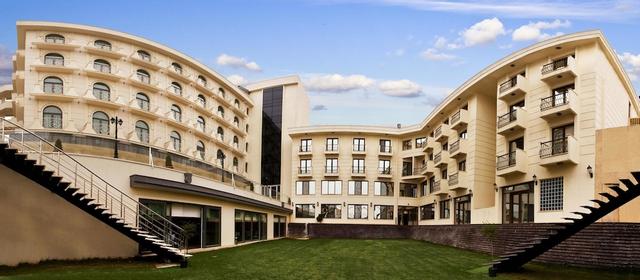 بايراموجلو ريزورت هوتل