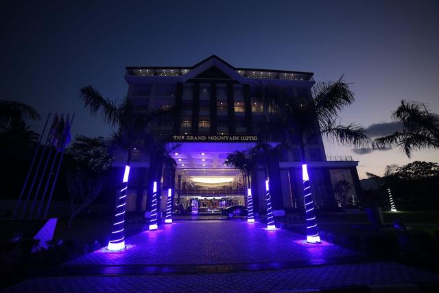 ذا جراند ماونتن هوتل