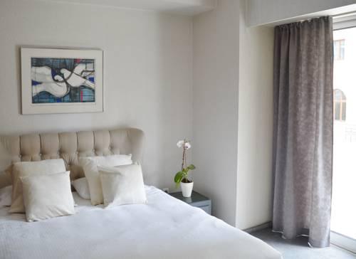 Lion Hotel Apartments