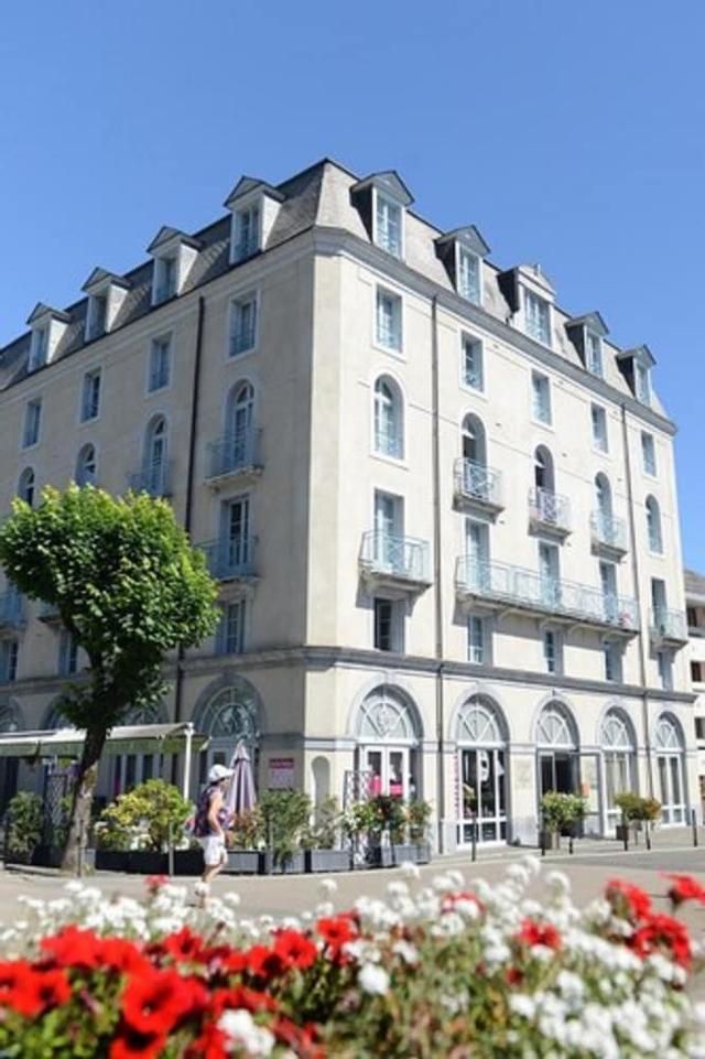 لا ريزيدونس دو تيرم