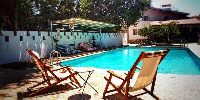 داليان هوليداي هوتل