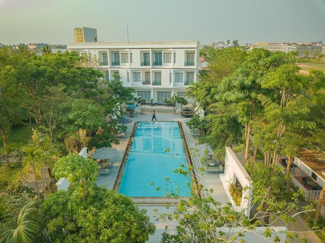 إليسيوم سويت